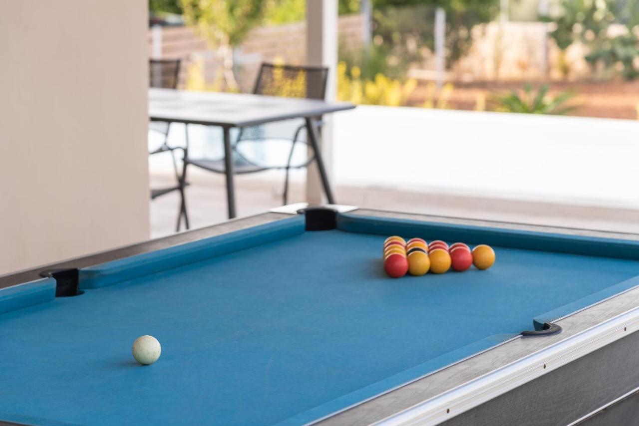 Alba Bianca Villa, Family Retreat With Heated Pool By Thinkvilla Χερσόνησος Εξωτερικό φωτογραφία