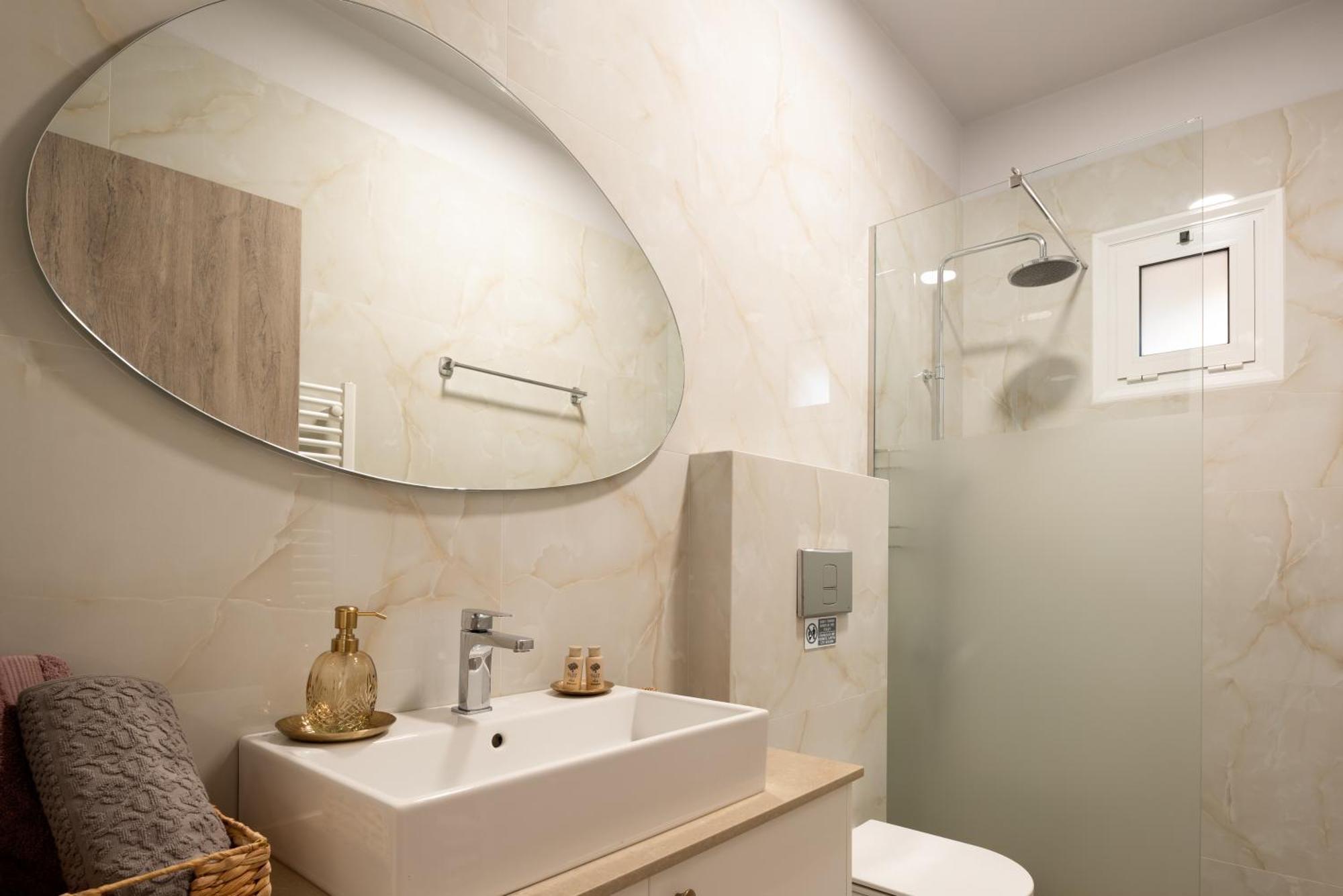 Alba Bianca Villa, Family Retreat With Heated Pool By Thinkvilla Χερσόνησος Εξωτερικό φωτογραφία